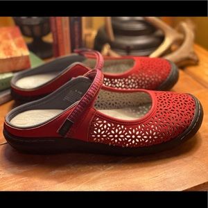 Nice JBU Red “Bellini” Mary Jane Style Shoes